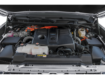 2025 Toyota Tundra Hybrid Capstone