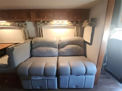 2019 Ford E-450SD Base