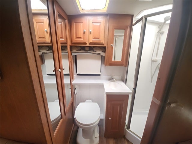 2019 Ford E-450SD Base