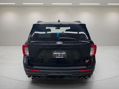 2022 Ford Explorer ST
