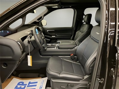 2025 Ford Expedition Platinum