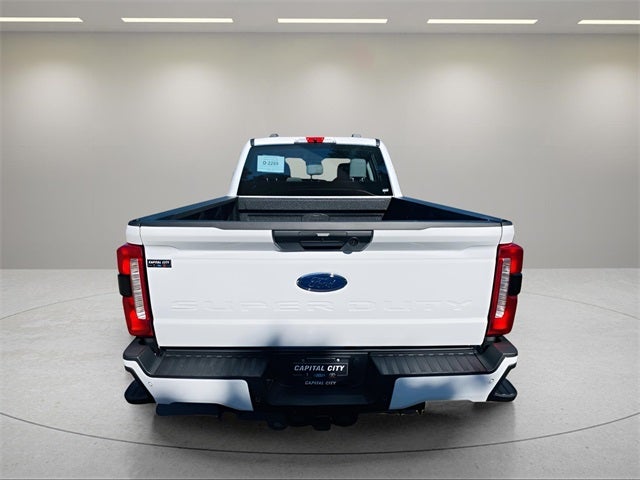 2025 Ford F-350SD XL