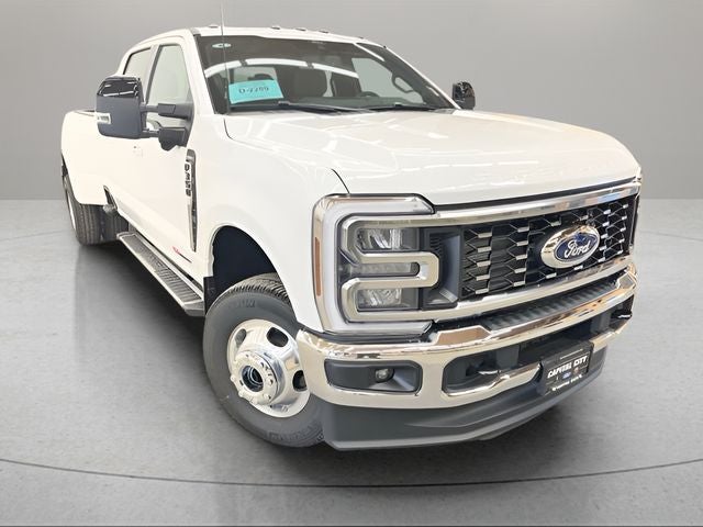 2026 Ford F-350SD Lariat DRW