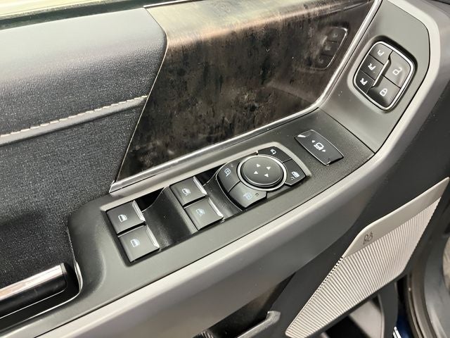 2023 Ford F-350SD Lariat DRW
