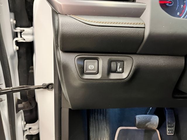 2021 GMC Acadia AT4
