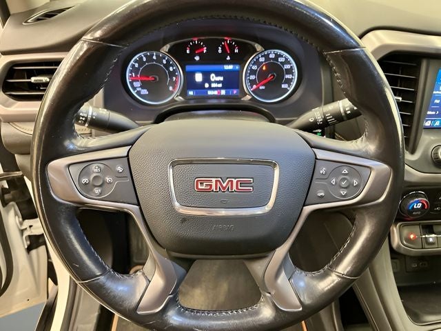 2021 GMC Acadia AT4