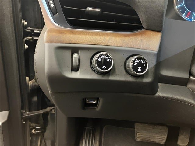 2020 Cadillac Escalade ESV Premium