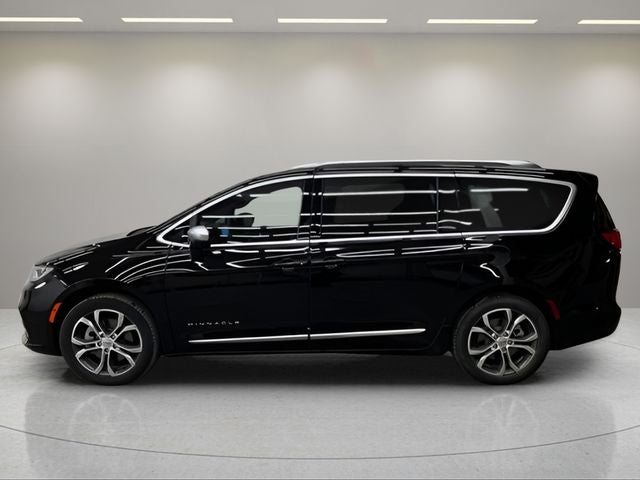 2025 Chrysler Pacifica Pinnacle