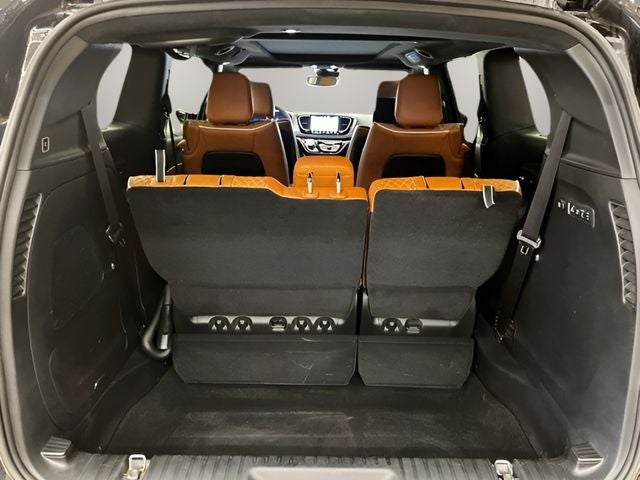 2025 Chrysler Pacifica Pinnacle