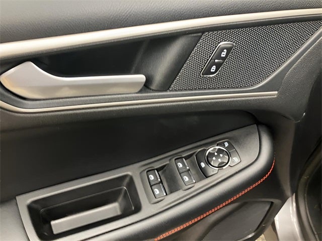 2022 Ford Edge ST Line