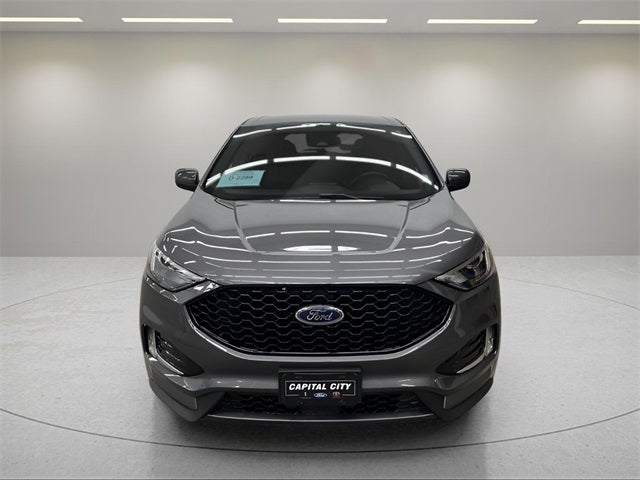 2022 Ford Edge ST Line
