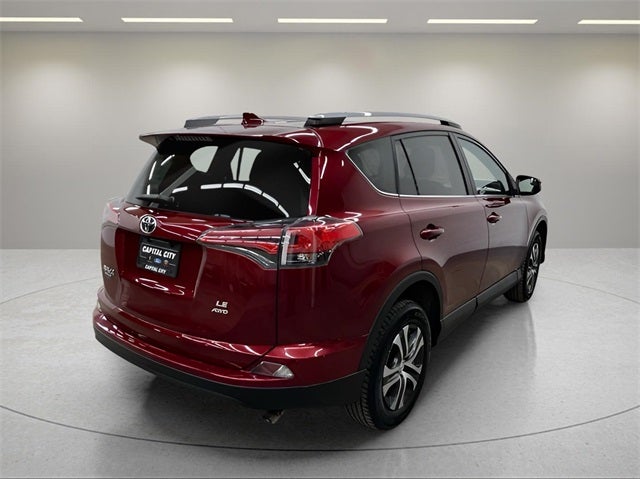 2018 Toyota RAV4 LE