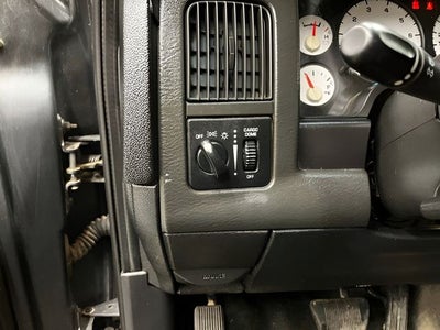 2004 Dodge Ram 2500 SLT