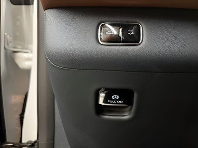2027 Lincoln Navigator L Reserve