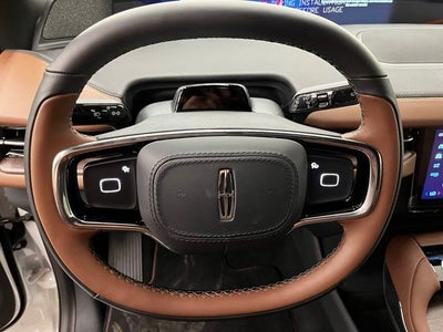 2027 Lincoln Navigator L Reserve