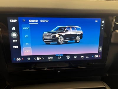 2027 Lincoln Navigator L Reserve