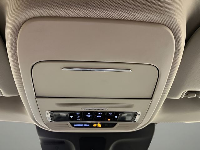 2027 Lincoln Navigator L Reserve