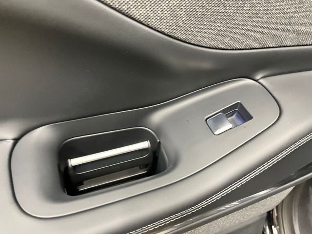 2027 Lincoln Navigator L Reserve