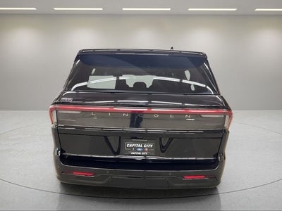 2027 Lincoln Navigator L Reserve