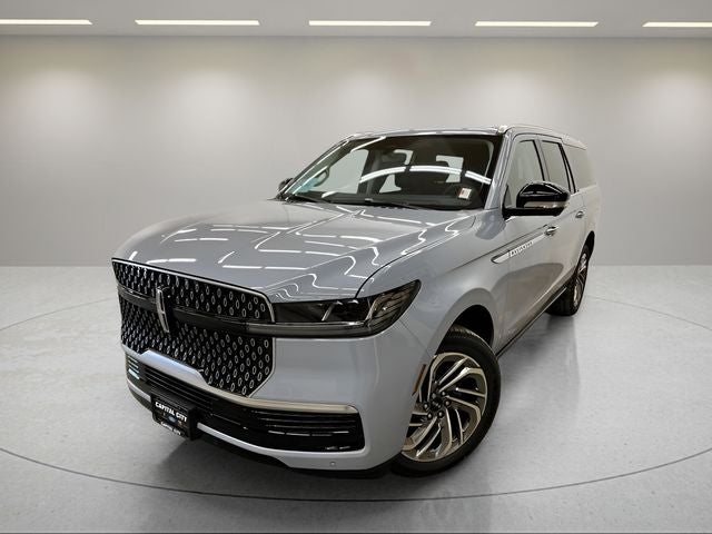2027 Lincoln Navigator L Reserve