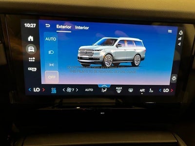 2027 Lincoln Navigator L Reserve