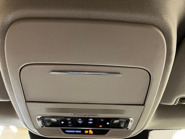 2027 Lincoln Navigator L Reserve