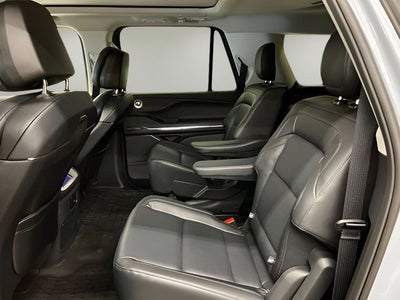 2027 Lincoln Navigator L Reserve