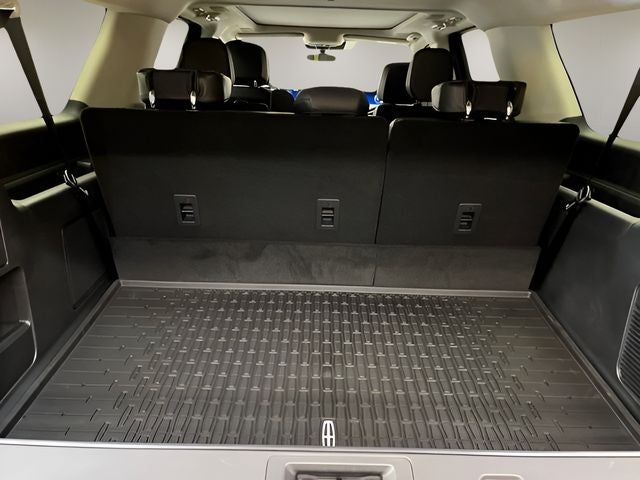 2027 Lincoln Navigator L Reserve