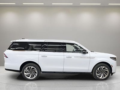 2026 Lincoln Navigator L Reserve