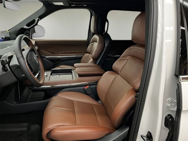 2027 Lincoln Navigator L Reserve