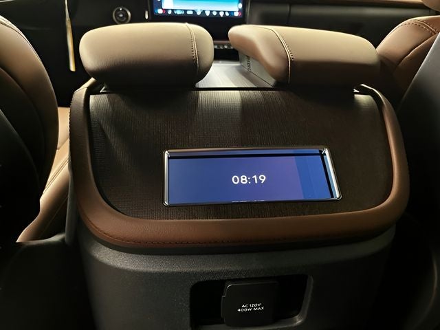 2027 Lincoln Navigator L Reserve