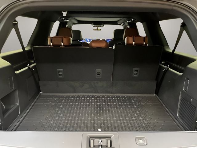2027 Lincoln Navigator L Reserve