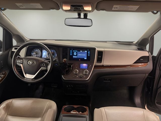 2016 Toyota Sienna Limited Premium 7 Passenger