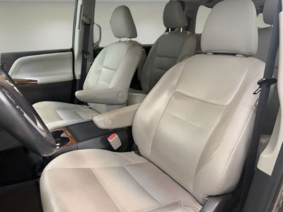 2016 Toyota Sienna Limited Premium 7 Passenger