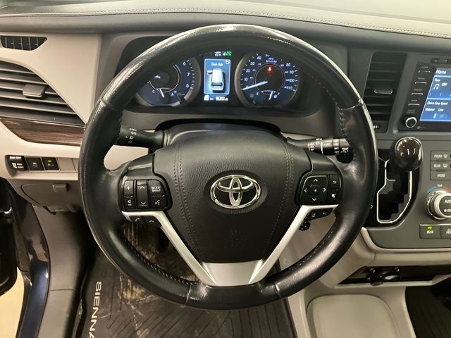 2020 Toyota Sienna XLE Premium 7 Passenger