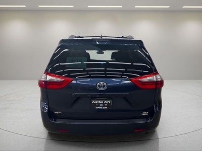 2020 Toyota Sienna XLE Premium 7 Passenger