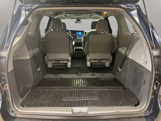 2020 Toyota Sienna XLE Premium 7 Passenger