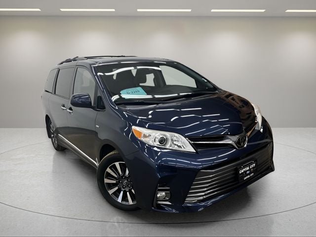 2020 Toyota Sienna XLE Premium 7 Passenger