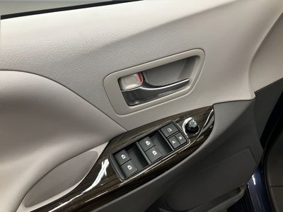 2020 Toyota Sienna XLE Premium 7 Passenger