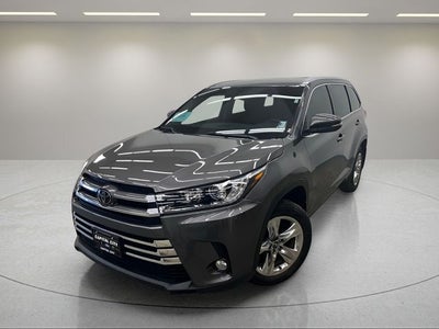 2018 Toyota Highlander Base
