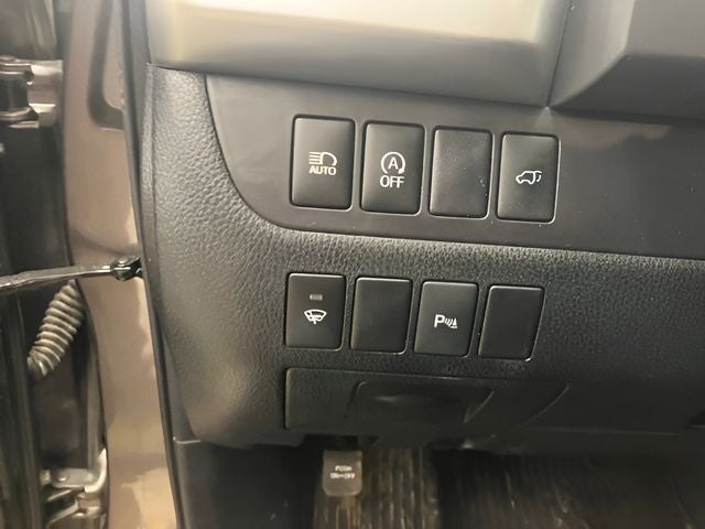 2018 Toyota Highlander Base