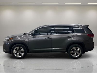 2018 Toyota Highlander Base