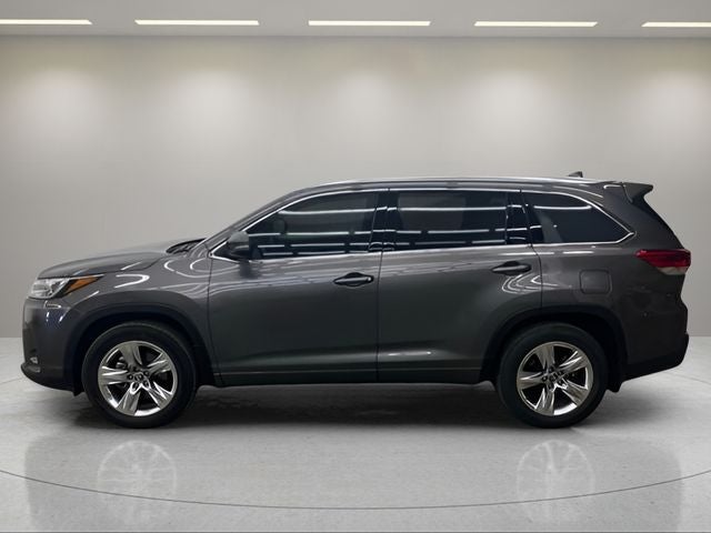 2018 Toyota Highlander Base
