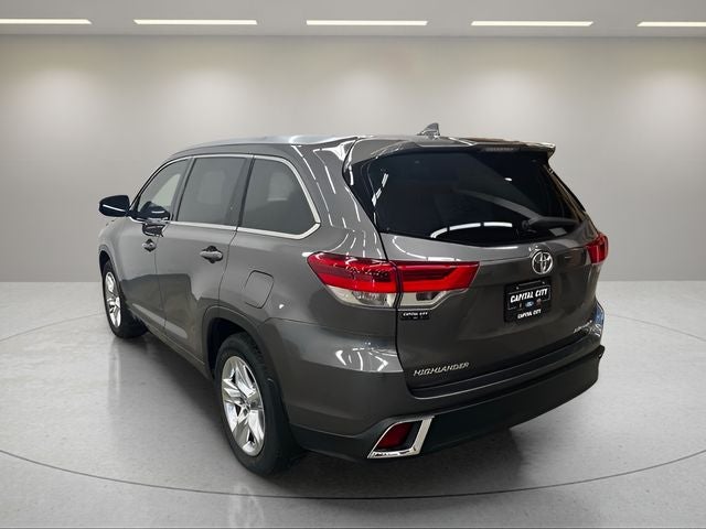 2018 Toyota Highlander Base