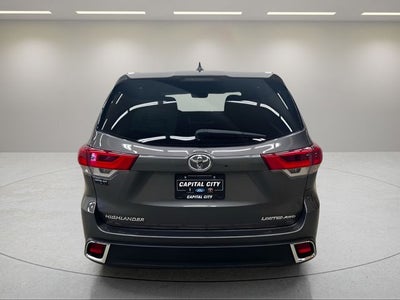 2018 Toyota Highlander Base