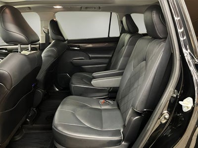 2021 Toyota Highlander Platinum