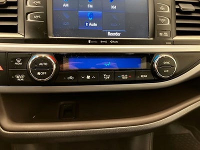 2019 Toyota Highlander Base