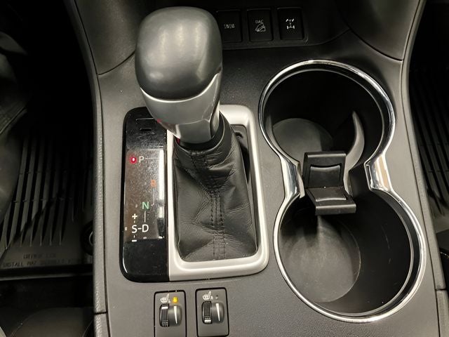 2019 Toyota Highlander Base