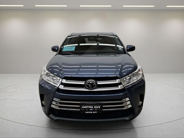 2019 Toyota Highlander Base