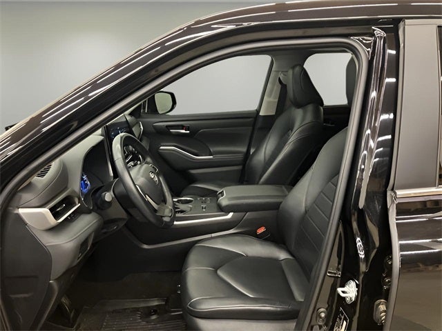 2023 Toyota Highlander Hybrid XLE